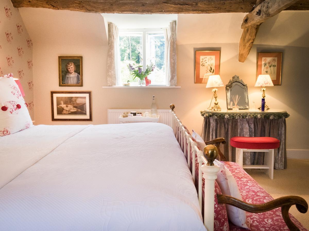 The Old Post Office - Adlestrop Bed and Breakfast Exteriör bild